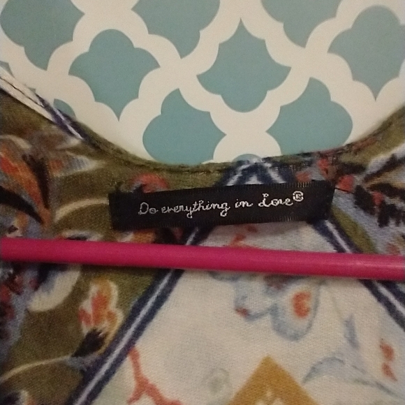 Do everything in love Cover - Picture 4 of 4